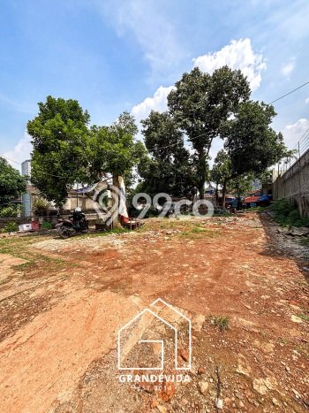 Tanah Dijual Lokasi Strategis di Jakarta Selatan dengan Luas 776m2 Tanah Dijual Lokasi Strategis di Jakarta Selatan dengan Luas 776m2
