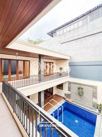 For Sale! Premium House LT 650m2 Desain Elegan di Lebak Bulus For Sale! Premium House LT 650m2 Desain Elegan di Lebak Bulus