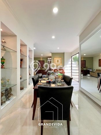 Rumah Elit Modern Tanpa Renovasi di Cipete Jakarta Selatan Rumah Elit Modern Tanpa Renovasi di Cipete Jakarta Selatan
