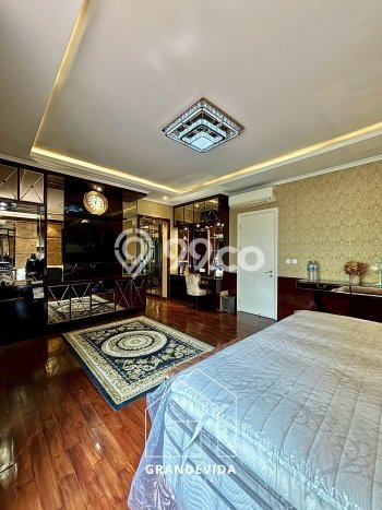 Jual Rumah Mewah Elegan Dengan View Cantik di Lebak Bulus, Jakarta Selatan Jual Rumah Mewah Elegan Dengan View Cantik di Lebak Bulus, Jakarta Selatan