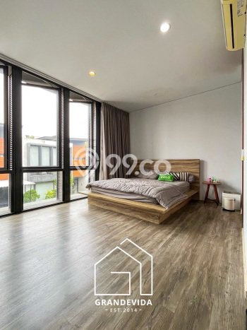 Rumah Modern Cantik 4 KT Bisa Langsung Pindah di Jagakarsa Rumah Modern Cantik 4 KT Bisa Langsung Pindah di Jagakarsa