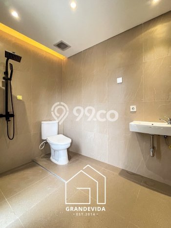 Rumah Luxury Modern Tanpa Renovasi di Kemang Jakarta Selatan Rumah Luxury Modern Tanpa Renovasi di Kemang Jakarta Selatan