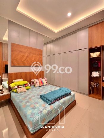 For Sale! Luxury House LT 122m2 Desain Modern di Pondok Indah For Sale! Luxury House LT 122m2 Desain Modern di Pondok Indah