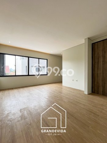 Rumah Luxury Modern Tanpa Renovasi di Kemang Jakarta Selatan Rumah Luxury Modern Tanpa Renovasi di Kemang Jakarta Selatan