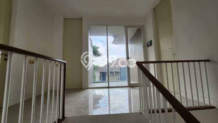 For Sale! Luxury House LT 280m2 Desain Elegan di Citragrand For Sale! Luxury House LT 280m2 Desain Elegan di Citragrand