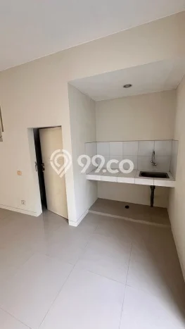 Disewakan! Rumah 2 Kamar Tidur &
1 Kamar Mandi di Citragrand, Semarang Disewakan! Rumah 2 Kamar Tidur &
1 Kamar Mandi di Citragrand, Semarang