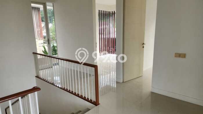 For Sale! Luxury House LT 280m2 Desain Elegan di Citragrand For Sale! Luxury House LT 280m2 Desain Elegan di Citragrand