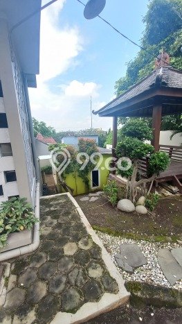 Jual Rumah Mewah Elegan Dengan View Eksklusif di Sambiroto, Semarang Jual Rumah Mewah Elegan Dengan View Eksklusif di Sambiroto, Semarang