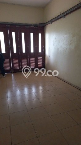Jual Rumah Bagus Siap Huni LB 150m2 di Banyumanik, Semarang Jual Rumah Bagus Siap Huni LB 150m2 di Banyumanik, Semarang
