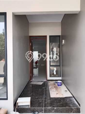 Rumah Luxury Modern Tanpa Renovasi di Mekar Wangi Bandung Rumah Luxury Modern Tanpa Renovasi di Mekar Wangi Bandung