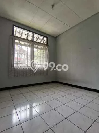 Disewakan Rumah Murah di Pasteur Bandung dengan 6 KT Disewakan Rumah Murah di Pasteur Bandung dengan 6 KT