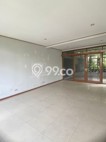 Rumah sewa siap huni 4 KT di Setra Duta, Bandung Rumah sewa siap huni 4 KT di Setra Duta, Bandung