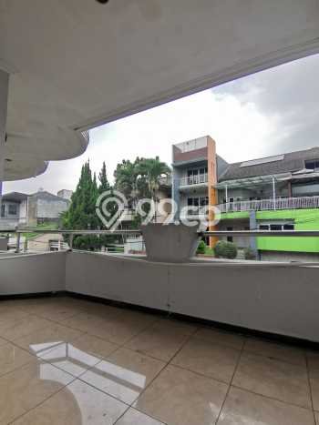 Disewakan! Rumah 4 Kamar Tidur &
4 Kamar Mandi di Surya Sumantri, Bandung Disewakan! Rumah 4 Kamar Tidur &
4 Kamar Mandi di Surya Sumantri, Bandung