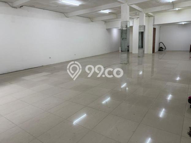 Ruko Disewa di Bandung dengan LB 310m2 Area Komersial Ramai Ruko Disewa di Bandung dengan LB 310m2 Area Komersial Ramai