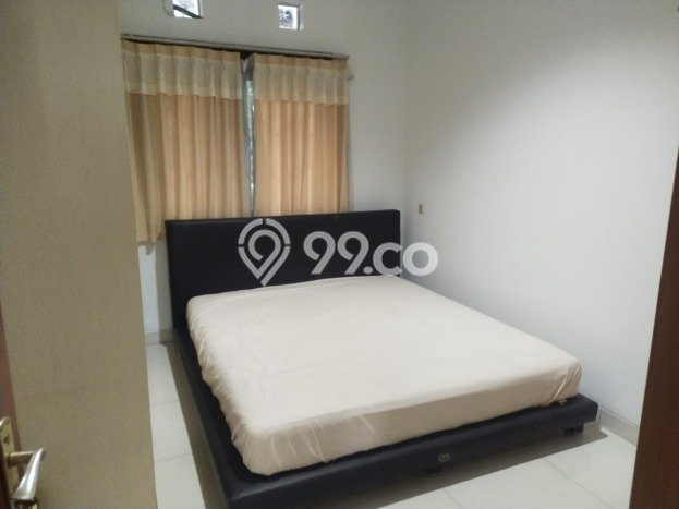 Disewakan! Rumah 6 Kamar Tidur &
4 Kamar Mandi di Pasteur, Bandung Disewakan! Rumah 6 Kamar Tidur &
4 Kamar Mandi di Pasteur, Bandung