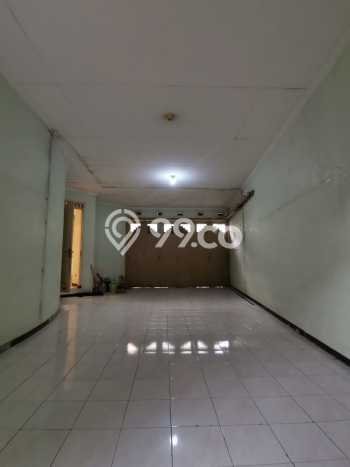 Disewakan! Rumah 4 Kamar Tidur &
4 Kamar Mandi di Surya Sumantri, Bandung Disewakan! Rumah 4 Kamar Tidur &
4 Kamar Mandi di Surya Sumantri, Bandung