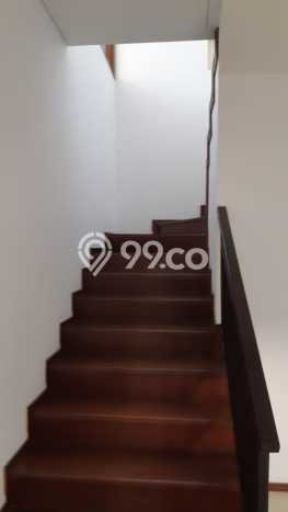 Rumah sewa siap pakai 6 KT di Pasteur, Bandung Rumah sewa siap pakai 6 KT di Pasteur, Bandung