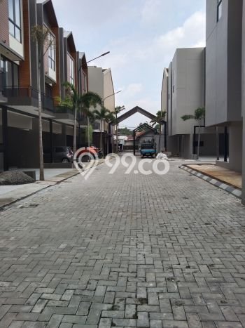 Hunian Eksklusif Siap Huni LT 70m2 di Jagakarsa, Jakarta Selatan Hunian Eksklusif Siap Huni LT 70m2 di Jagakarsa, Jakarta Selatan