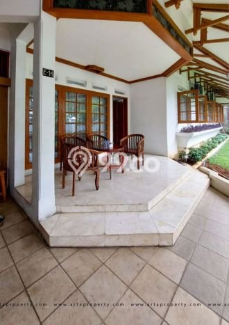 Rumah Elit Modern Siap Huni di Lebak Bulus Jakarta Selatan Rumah Elit Modern Siap Huni di Lebak Bulus Jakarta Selatan