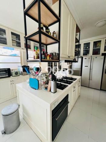 Rumah Luxury Modern Siap Huni di Pondok Pinang Jakarta Selatan Rumah Luxury Modern Siap Huni di Pondok Pinang Jakarta Selatan