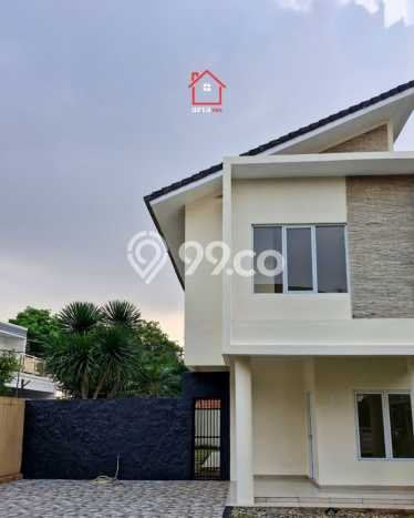Hunian Mewah Dijual LT 178m2 di Cinere, Depok Hunian Mewah Dijual LT 178m2 di Cinere, Depok