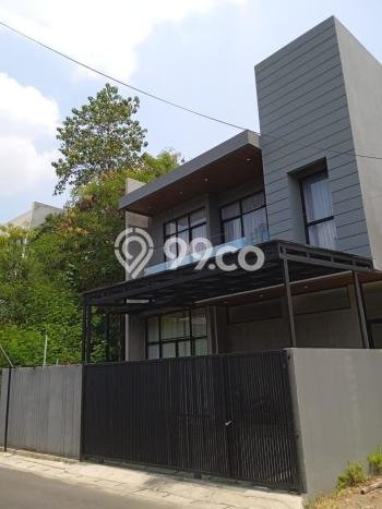 Lokasi terbaik! Rumah siap pakai dikontrakkan di Cilandak LB 200m2 Lokasi terbaik! Rumah siap pakai dikontrakkan di Cilandak LB 200m2