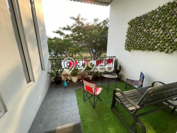Rumah Mewah Hook di Cluster Madrid, Palem Semi, Tangerang Rumah Mewah Hook di Cluster Madrid, Palem Semi, Tangerang