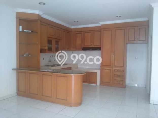Rumah 2 Lantai Bagus di Taman Palem, Jakarta Barat Rumah 2 Lantai Bagus di Taman Palem, Jakarta Barat