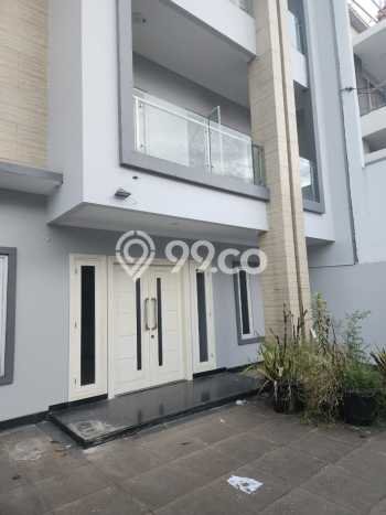 Ready to Use! Premium House LT 250m2 Desain Elegan di Kalideres Ready to Use! Premium House LT 250m2 Desain Elegan di Kalideres
