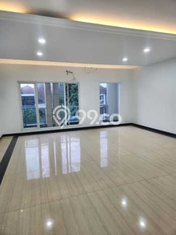 Ready to Use! Premium House LT 250m2 Desain Elegan di Kalideres Ready to Use! Premium House LT 250m2 Desain Elegan di Kalideres