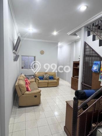 Ruko Bagus Dijual LB 200m2 Lokasi Strategis Jakarta Barat Area Cocok untuk Bisnis Ruko Bagus Dijual LB 200m2 Lokasi Strategis Jakarta Barat Area Cocok untuk Bisnis