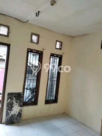 Rumah Minimalis LB/LT 70m2/70m2 Dijual di Kalisari, Jakarta Timur Rumah Minimalis LB/LT 70m2/70m2 Dijual di Kalisari, Jakarta Timur