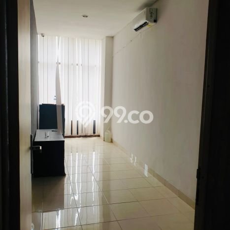 AREA PREMIUM! Ruko Kawasan Cakung, Luas 235m2m², Area Strategis AREA PREMIUM! Ruko Kawasan Cakung, Luas 235m2m², Area Strategis
