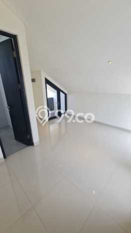 Rumah sewa siap huni 4 KT di Jakarta Garden City, Jakarta Timur Rumah sewa siap huni 4 KT di Jakarta Garden City, Jakarta Timur