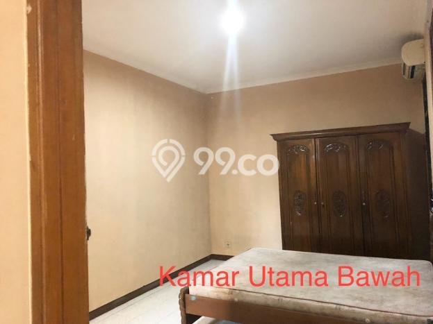 PROPERTI UNGGULAN! Rumah area Mulyosari, 4 KT, Area Premium, Luas 200m2m² Bangunan 250m2m² PROPERTI UNGGULAN! Rumah area Mulyosari, 4 KT, Area Premium, Luas 200m2m² Bangunan 250m2m²