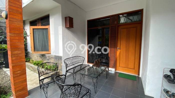 Dijual Rumah 6 Kamar Lokasi Strategis Nyaman dan Strategis di Antapani Dijual Rumah 6 Kamar Lokasi Strategis Nyaman dan Strategis di Antapani