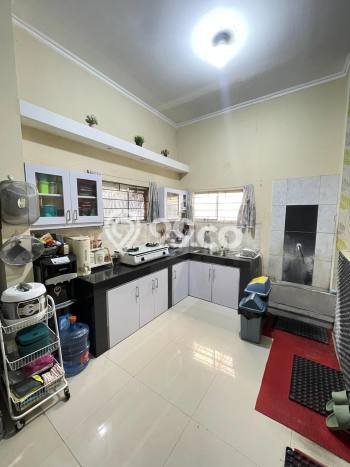 For Sale Rumah 5 Kamar Lokasi Ideal Nyaman dan Strategis di Antapani For Sale Rumah 5 Kamar Lokasi Ideal Nyaman dan Strategis di Antapani