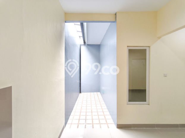 Jual Rumah Minimalis Bagus Punya 2 KT di Serpong Tangerang Selatan SHM Jual Rumah Minimalis Bagus Punya 2 KT di Serpong Tangerang Selatan SHM