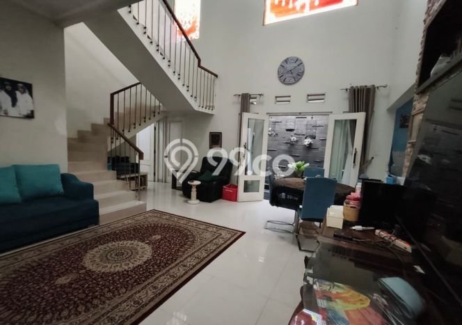 Hot Offer Hunian Mewah Ideal dan Luas di Ciracas, Jakarta Timur Hot Offer Hunian Mewah Ideal dan Luas di Ciracas, Jakarta Timur