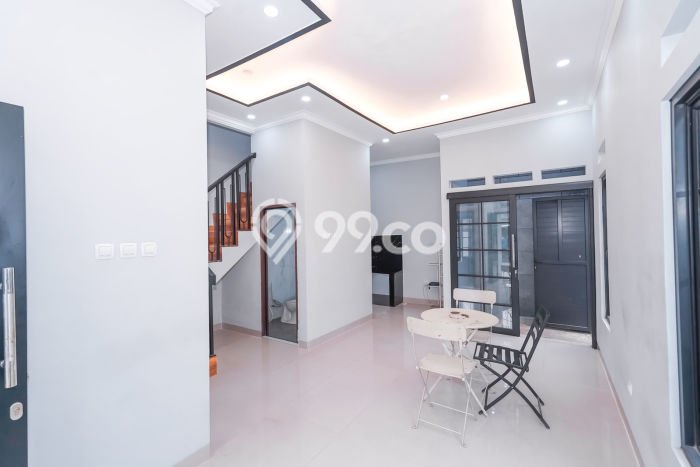 For Sale Rumah 4 Kamar Lokasi Ideal Nyaman dan Strategis di Cimanggis For Sale Rumah 4 Kamar Lokasi Ideal Nyaman dan Strategis di Cimanggis