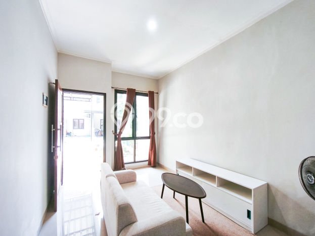 Rumah Modern Minimalis 5 Kamar Bisa Langsung Pindah di Cinere Rumah Modern Minimalis 5 Kamar Bisa Langsung Pindah di Cinere