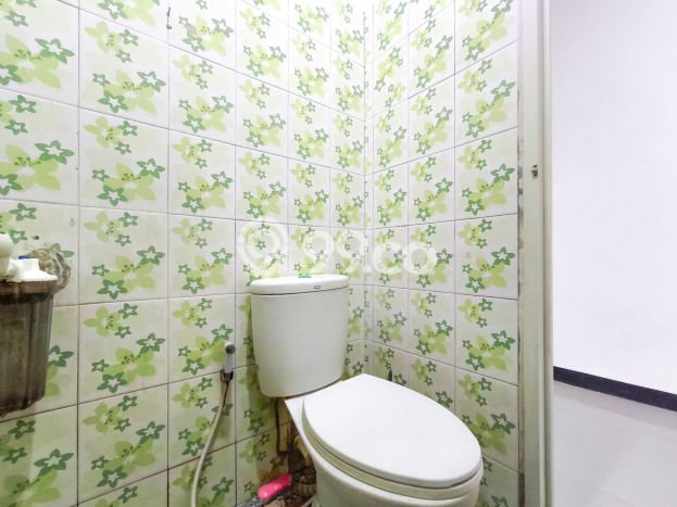 Dijual Rumah Strategis Bagus Punya 2 KT di Serpong Tangerang Selatan SHM Dijual Rumah Strategis Bagus Punya 2 KT di Serpong Tangerang Selatan SHM