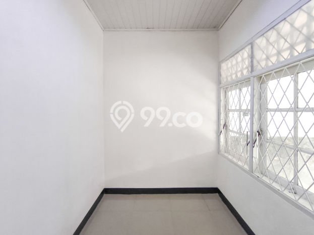 Dijual Rumah Strategis Bagus Punya 2 KT di Serpong Tangerang Selatan SHM Dijual Rumah Strategis Bagus Punya 2 KT di Serpong Tangerang Selatan SHM