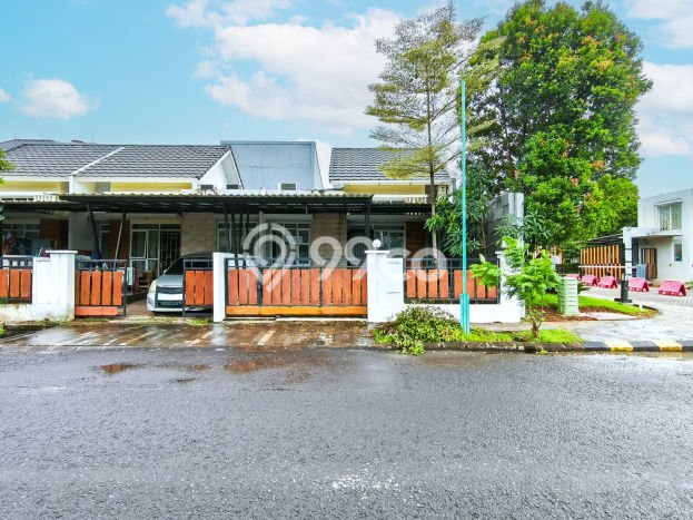 Jual Rumah Eksklusif 2 KT di Kota Wisata, Bogor Jual Rumah Eksklusif 2 KT di Kota Wisata, Bogor