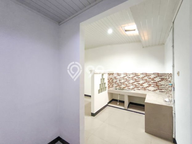 Dijual Rumah Strategis Bagus Punya 2 KT di Serpong Tangerang Selatan SHM Dijual Rumah Strategis Bagus Punya 2 KT di Serpong Tangerang Selatan SHM