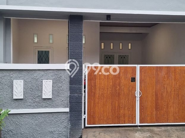 Rumah Modern LT 60m2m² Terawat di Kompleks Perumahan Cibinong, Bogor Rumah Modern LT 60m2m² Terawat di Kompleks Perumahan Cibinong, Bogor