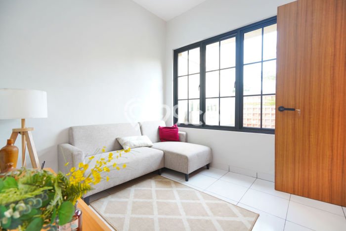 Dijual Rumah Minimalis Bagus Punya 2 KT di Pamulang Tangerang Selatan SHM Dijual Rumah Minimalis Bagus Punya 2 KT di Pamulang Tangerang Selatan SHM