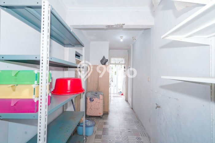 Jual Rumah Bagus Siap Huni LB 150m2 di Ciputat Timur, Tangerang Selatan Jual Rumah Bagus Siap Huni LB 150m2 di Ciputat Timur, Tangerang Selatan