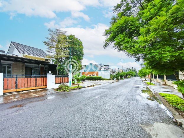 Jual Rumah Eksklusif 2 KT di Kota Wisata, Bogor Jual Rumah Eksklusif 2 KT di Kota Wisata, Bogor