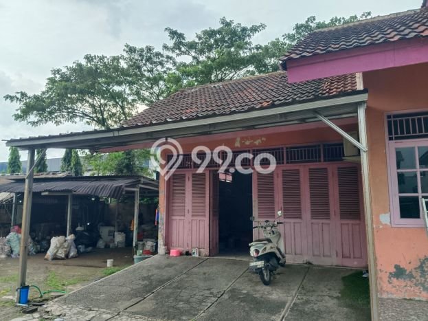 Siap Huni Hunian Elit 5 Kamar di Tigaraksa Dekat ke Mana Pun Siap Huni Hunian Elit 5 Kamar di Tigaraksa Dekat ke Mana Pun